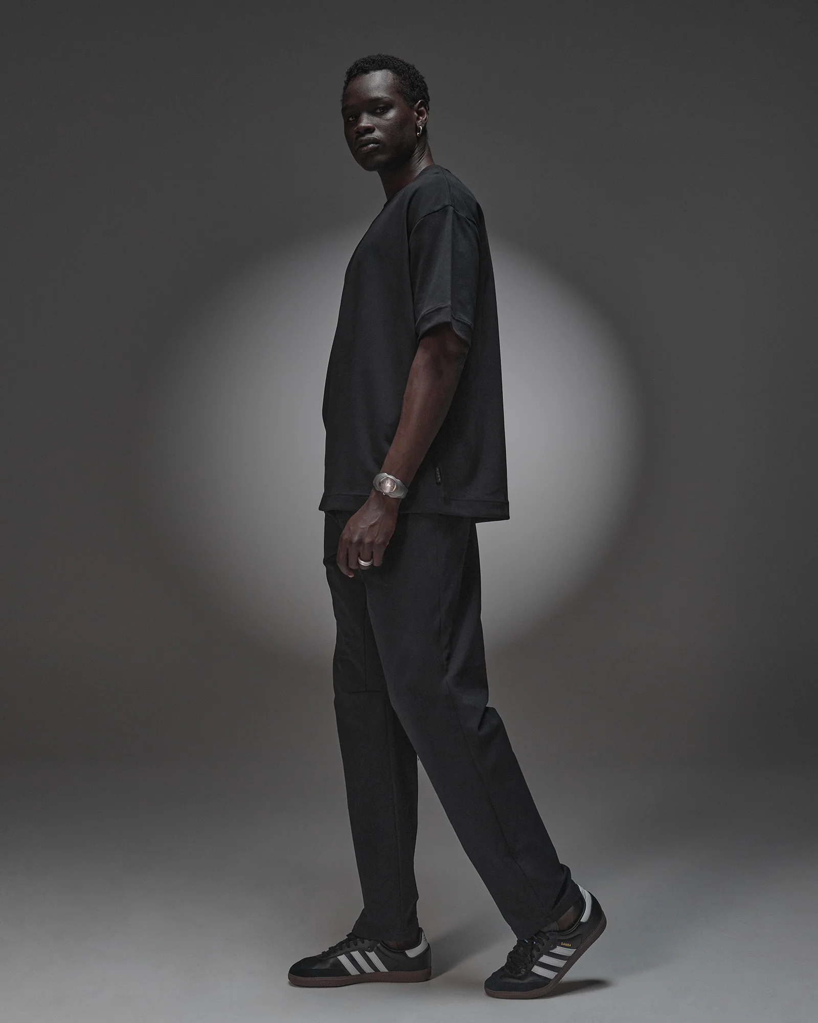 4209-afterdark-zerocrease-oversized-tee-black-3.webp AfterDark ZeroCrease Oversized Tee - Black