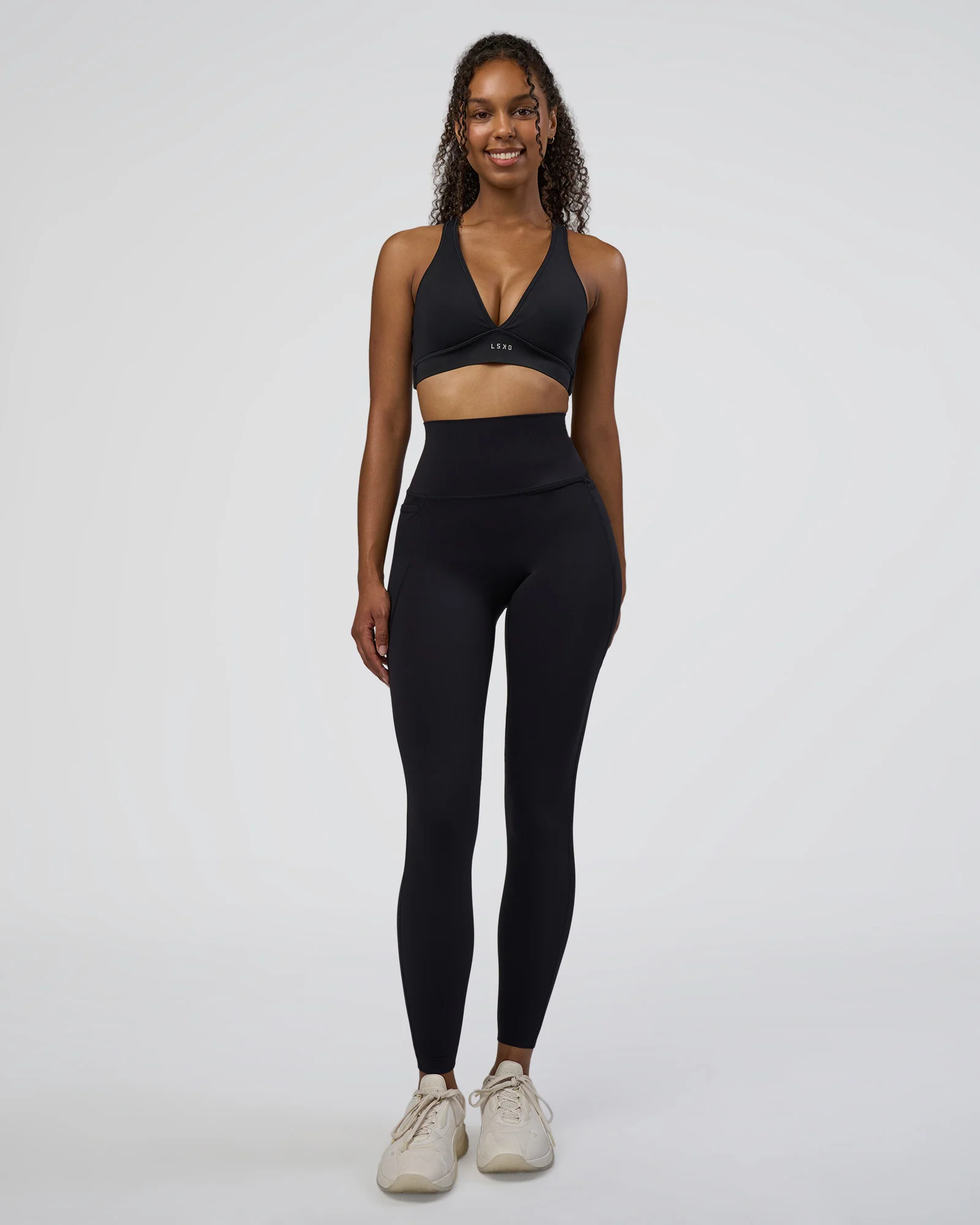 4251-stamina-sports-bra-d-dd-e-black-5.webp Stamina Sports Bra D/DD/E - Black