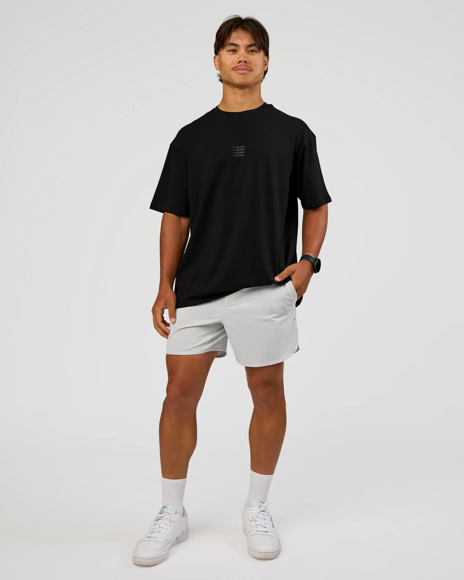 4355-everyday-elevation-flxcotton-oversized-tee-black-black-7.webp Everyday Elevation FLXCotton Oversized Tee - Black-Black