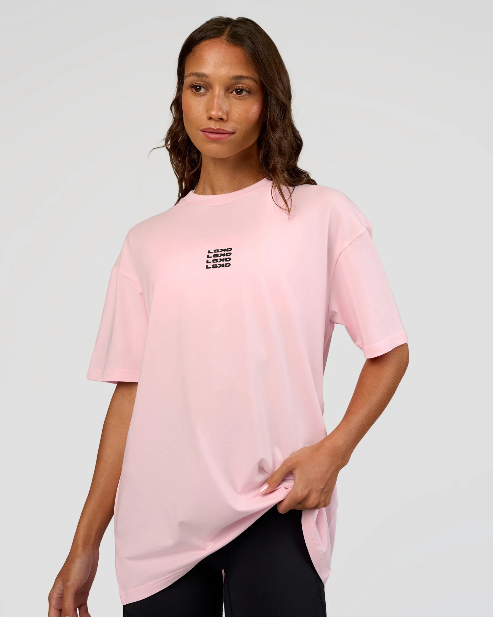4364-everyday-elevation-flxcotton-oversized-tee-marshmallow-black-4.webp Everyday Elevation FLXCotton Oversized Tee - Marshmallow-Black