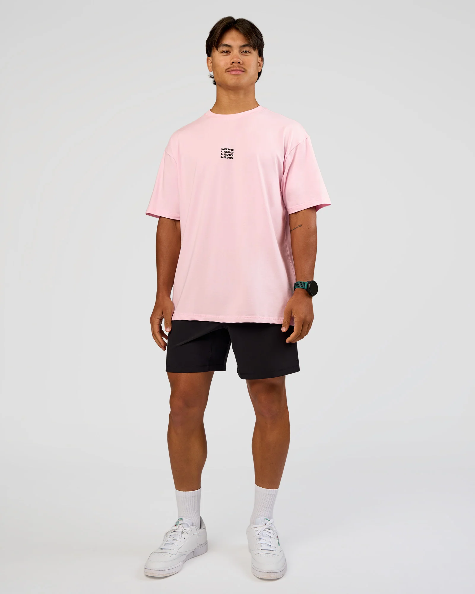 4364-everyday-elevation-flxcotton-oversized-tee-marshmallow-black-8.webp Everyday Elevation FLXCotton Oversized Tee - Marshmallow-Black