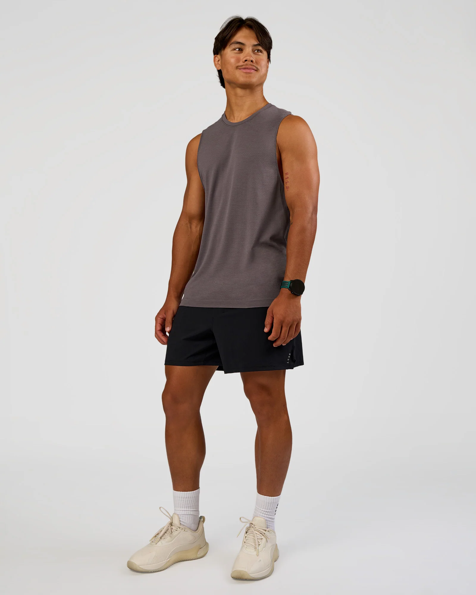 4373-functional-training-5-short-black-7.webp Functional Training 5" Short - Black