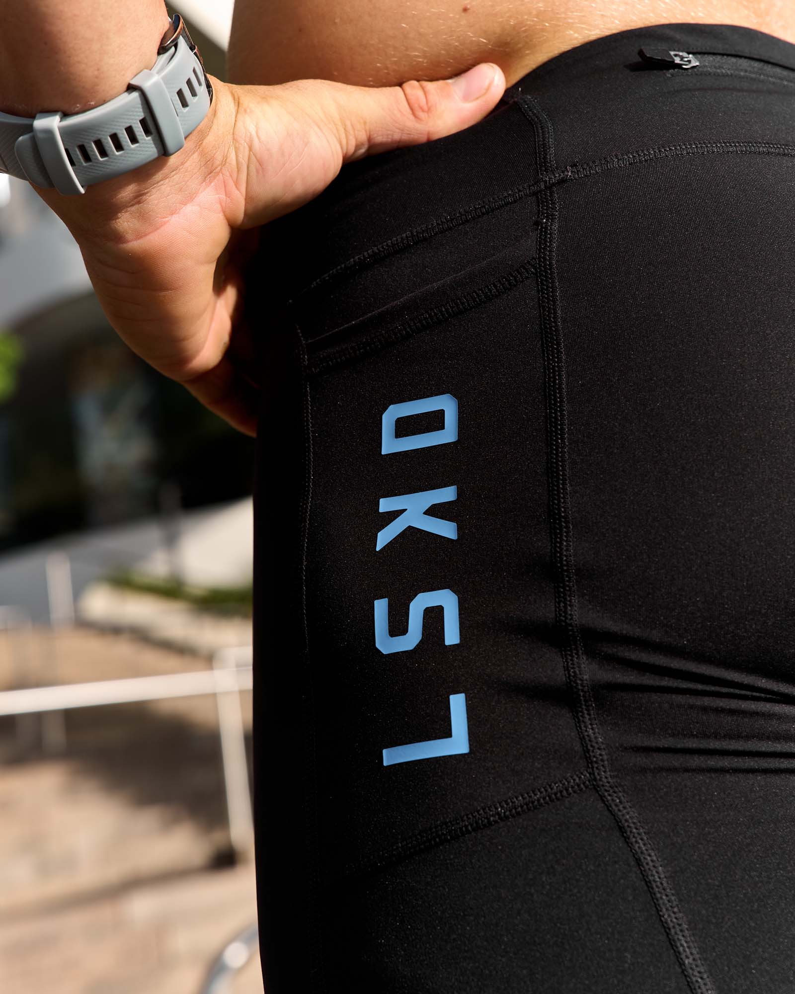 Race Day 8" Short Tight - Black-Palace Blue