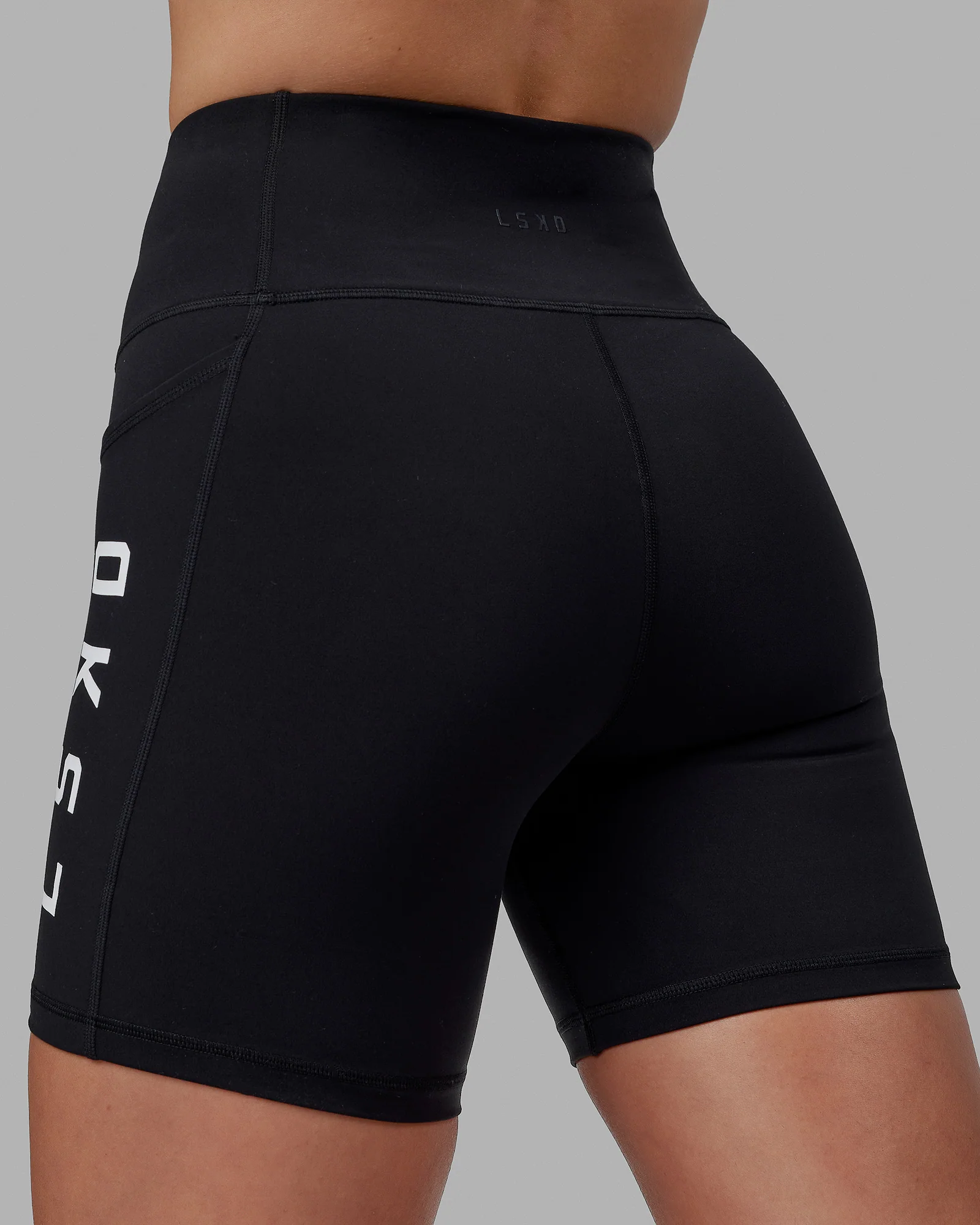 4516-rep-ultra-high-rise-6-short-pockets-black-white-4.webp Rep Ultra High-Rise 6" Short Pockets - Black-White