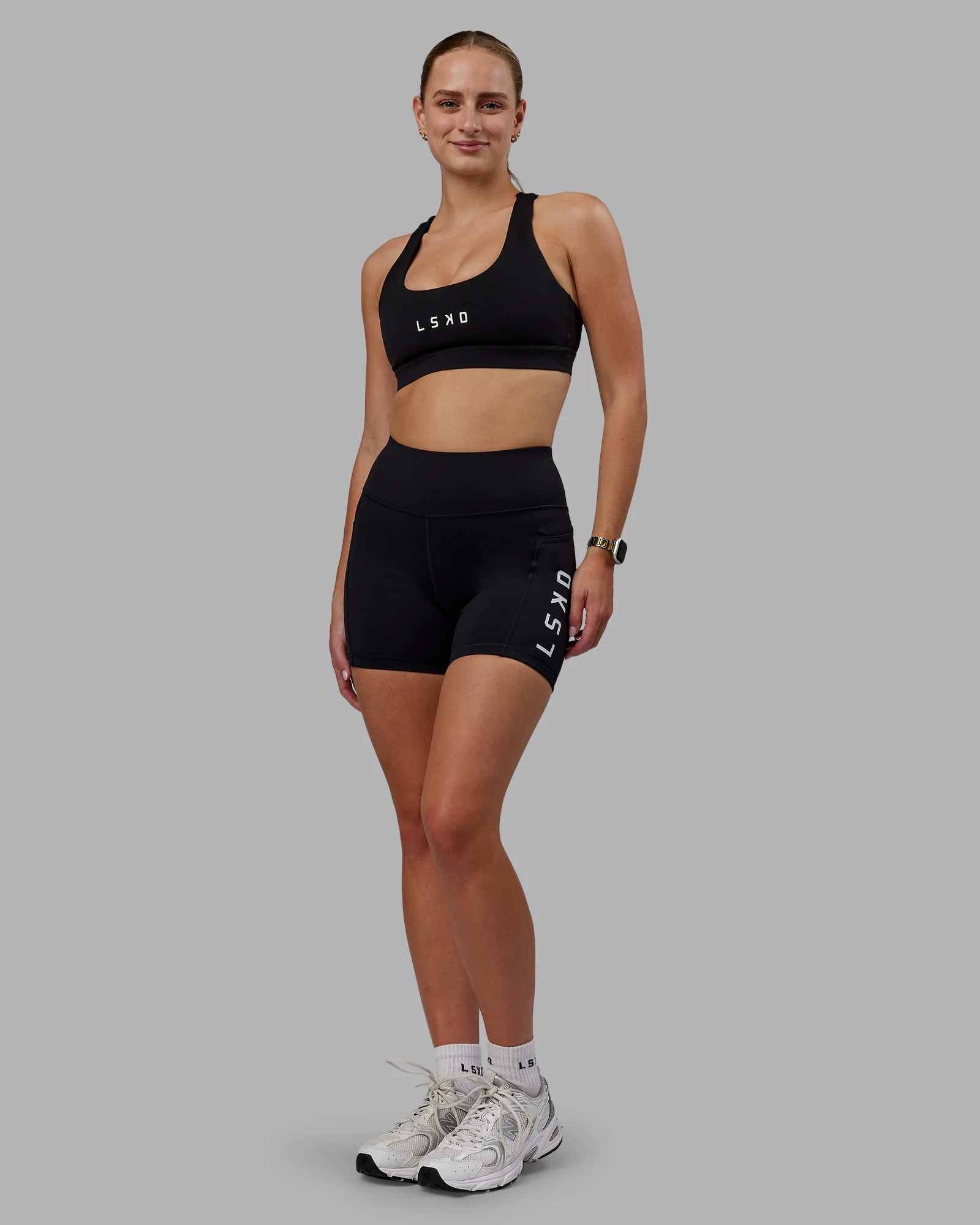 4525-rep-ultra-high-rise-4-short-pockets-black-white-5.webp Rep Ultra High-Rise 4" Short Pockets - Black-White