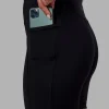 4535-elite-high-rise-6-short-pockets-black-1.webp Elite High-Rise 6" Short Pockets - Black