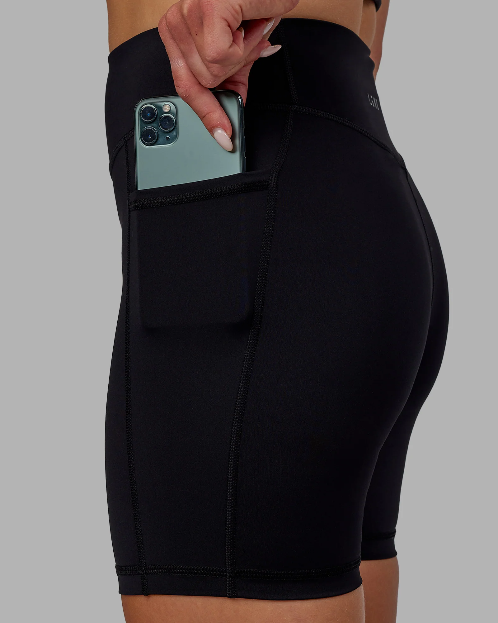 4535-elite-high-rise-6-short-pockets-black-1.webp Elite High-Rise 6" Short Pockets - Black