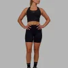 4535-elite-high-rise-6-short-pockets-black-11.webp Elite High-Rise 6" Short Pockets - Black