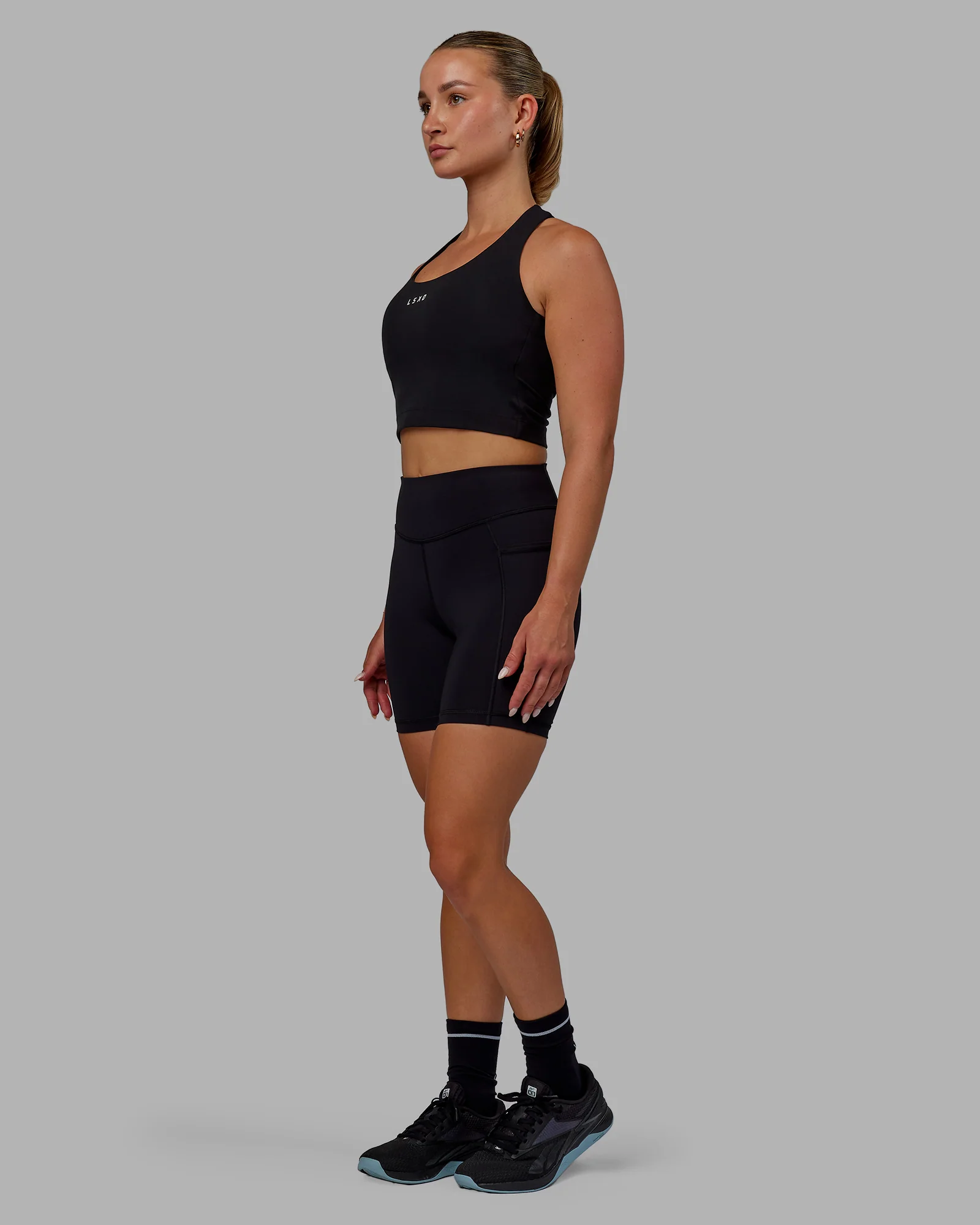 4535-elite-high-rise-6-short-pockets-black-5.webp Elite High-Rise 6" Short Pockets - Black