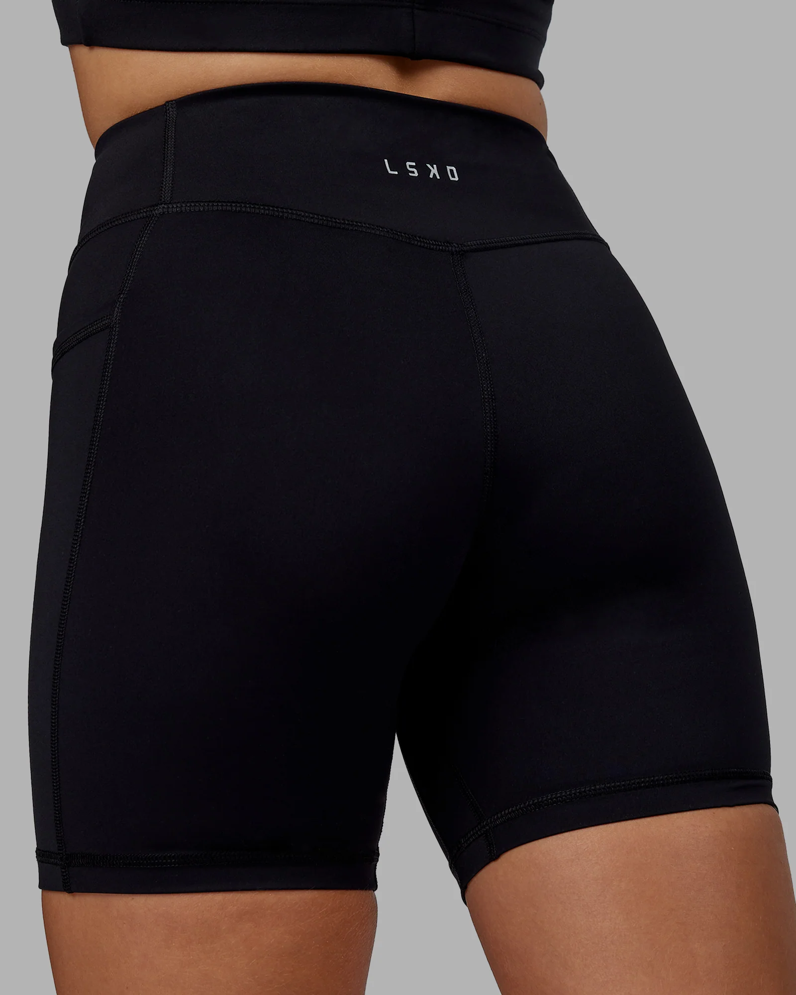 4535-elite-high-rise-6-short-pockets-black-9.webp Elite High-Rise 6" Short Pockets - Black
