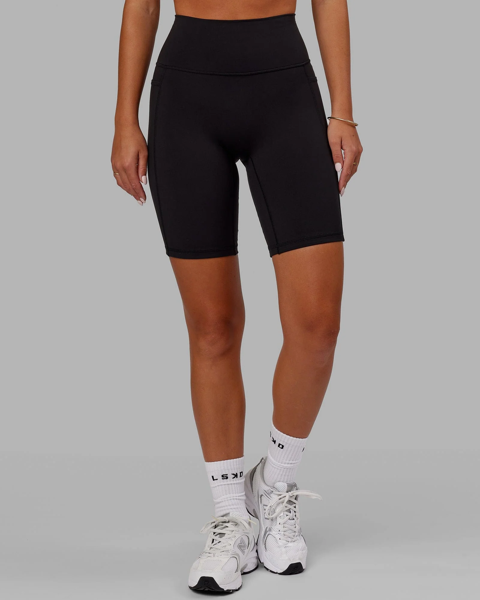 4576-o.g.-fusion-ultra-high-rise-9-short-pockets-black-10.webp O.G. Fusion Ultra High-Rise 9" Short Pockets - Black