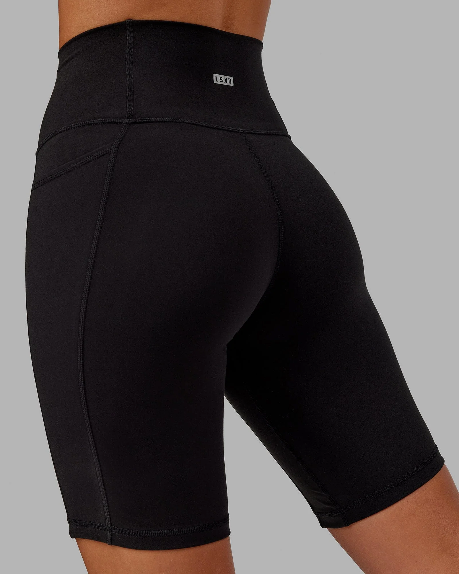 4576-o.g.-fusion-ultra-high-rise-9-short-pockets-black-8.webp O.G. Fusion Ultra High-Rise 9" Short Pockets - Black