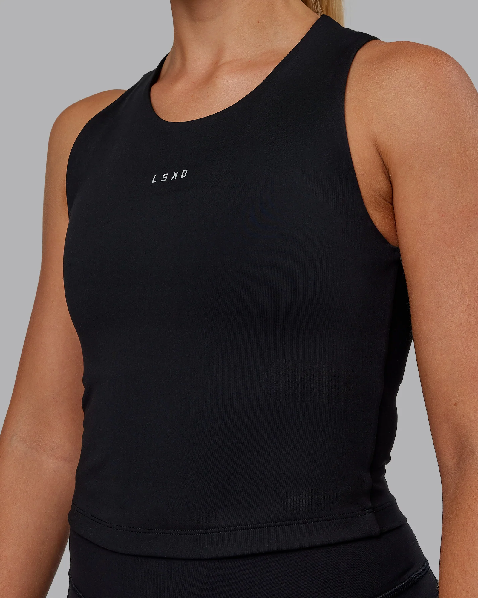 4585-base-tank-black-4.webp Base Tank - Black
