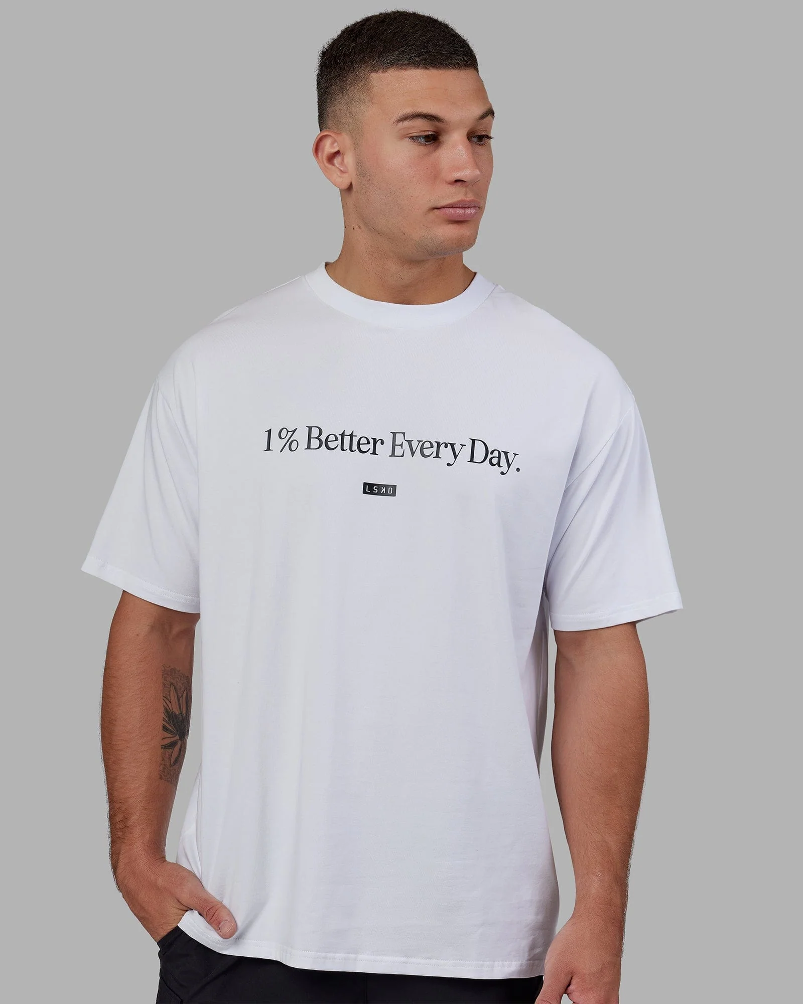 4594-1-better-flxcotton-tee-oversize-white-6.webp 1% Better FLXCotton Tee Oversize - White