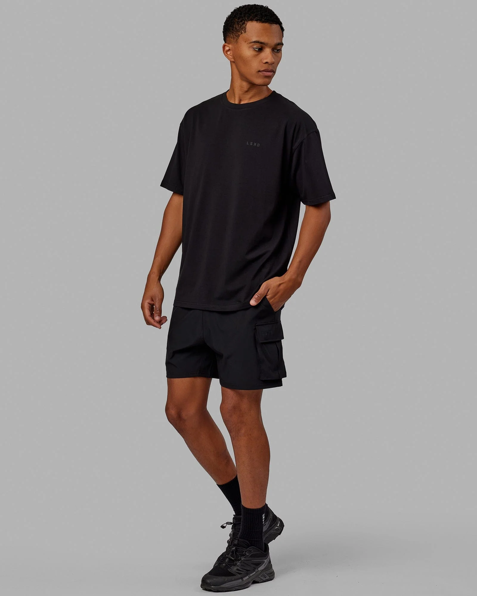 4663-vs5-flxcotton-tee-oversize-black-black-5.webp VS5 FLXCotton Tee Oversize - Black-Black
