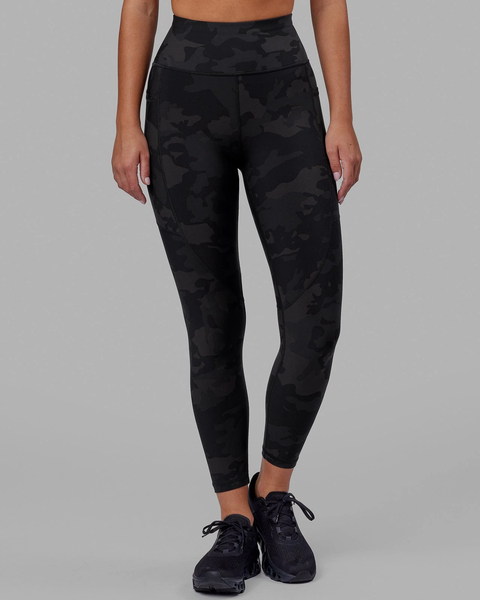 4707-rep-ultra-high-rise-7-8-legging-pockets-black-camo-10.webp Rep Ultra High-Rise 7/8 Legging Pockets - Black-Camo