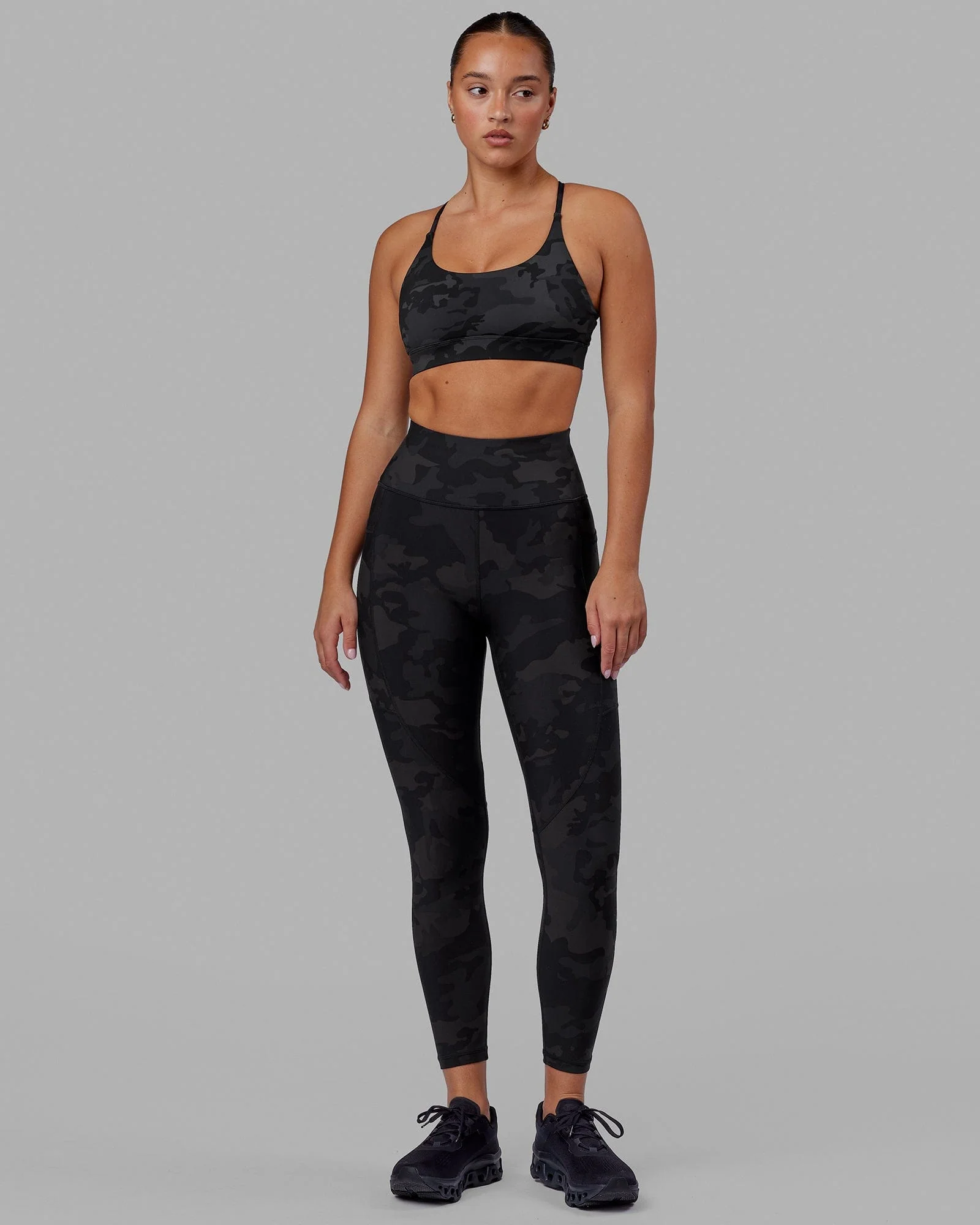 4707-rep-ultra-high-rise-7-8-legging-pockets-black-camo-3.webp Rep Ultra High-Rise 7/8 Legging Pockets - Black-Camo