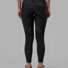 4707-rep-ultra-high-rise-7-8-legging-pockets-black-camo-4.webp Rep Ultra High-Rise 7/8 Legging Pockets - Black-Camo