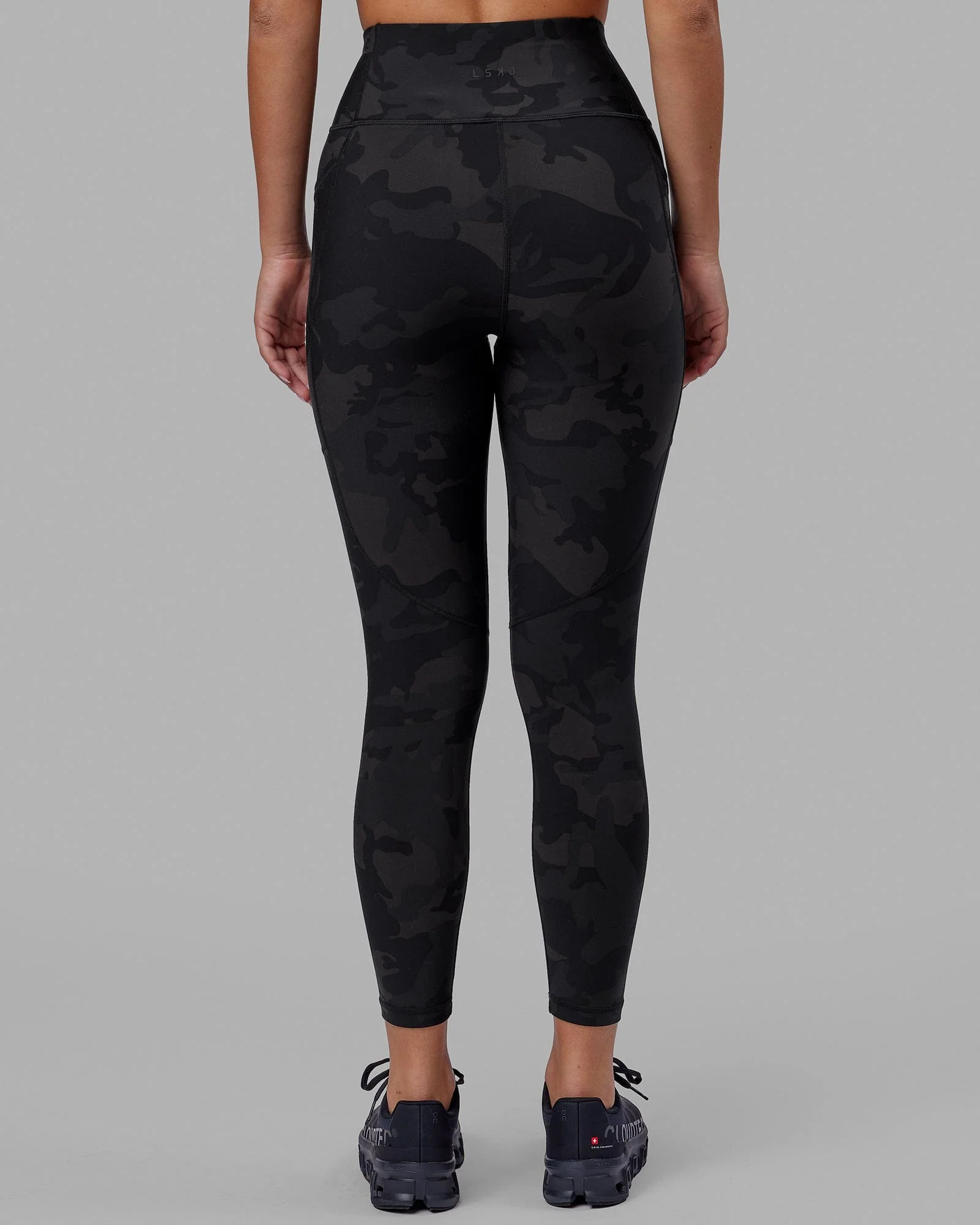 4707-rep-ultra-high-rise-7-8-legging-pockets-black-camo-4.webp Rep Ultra High-Rise 7/8 Legging Pockets - Black-Camo
