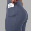 4732-fusion-ultra-high-rise-6-short-pockets-night-shadow-3.webp Fusion Ultra High-Rise 6" Short Pockets - Night Shadow