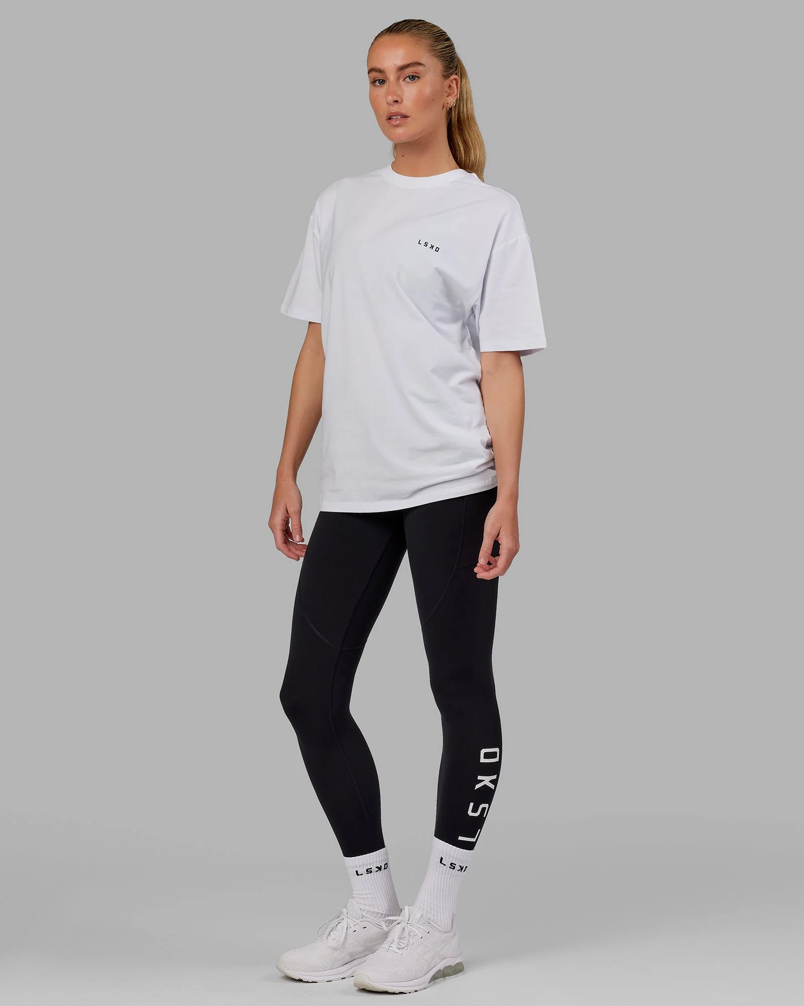 4741-vs5-flxcotton-tee-oversize-white-black-10.webp VS5 FLXCotton Tee Oversize - White-Black