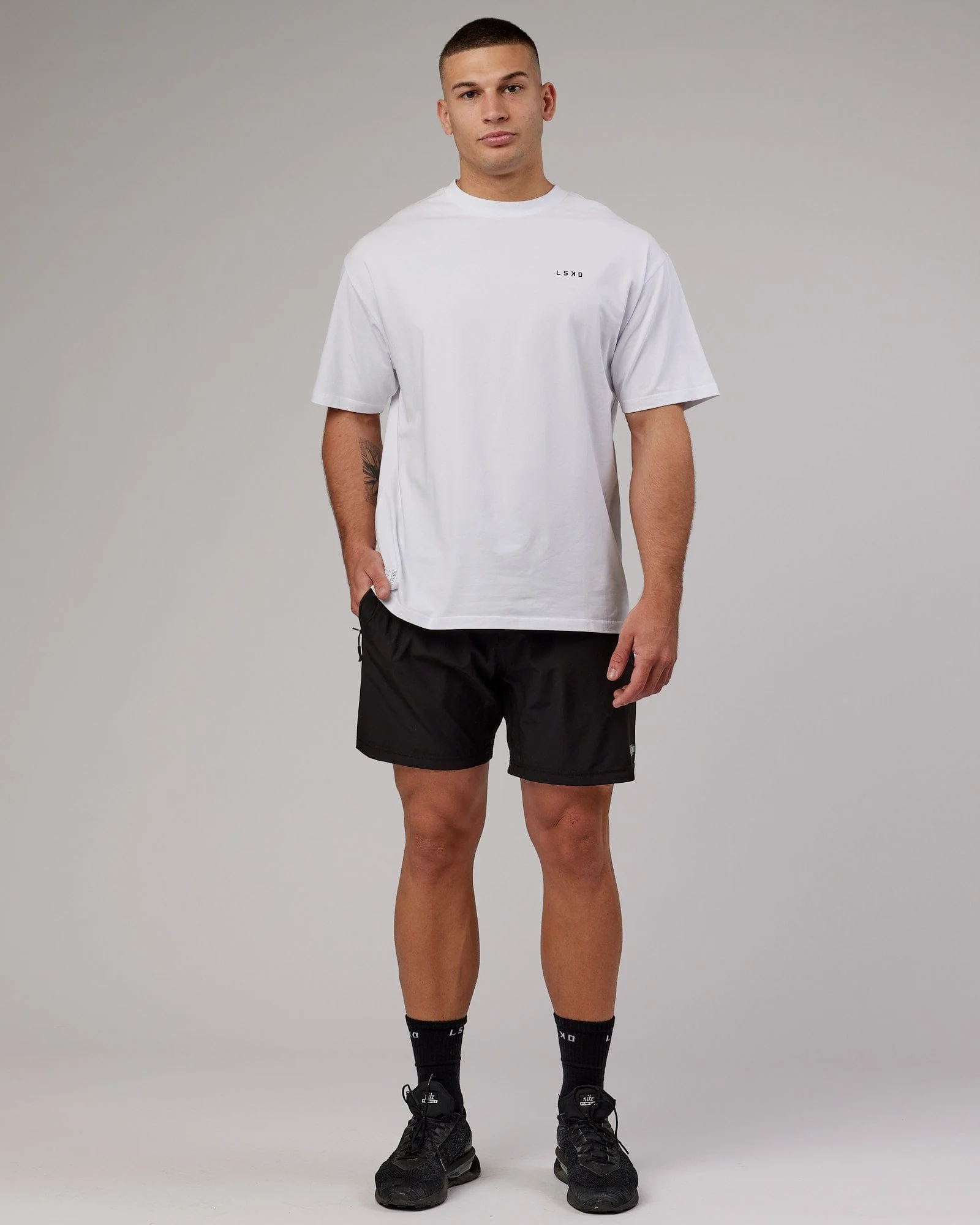 4741-vs5-flxcotton-tee-oversize-white-black-11.webp VS5 FLXCotton Tee Oversize - White-Black