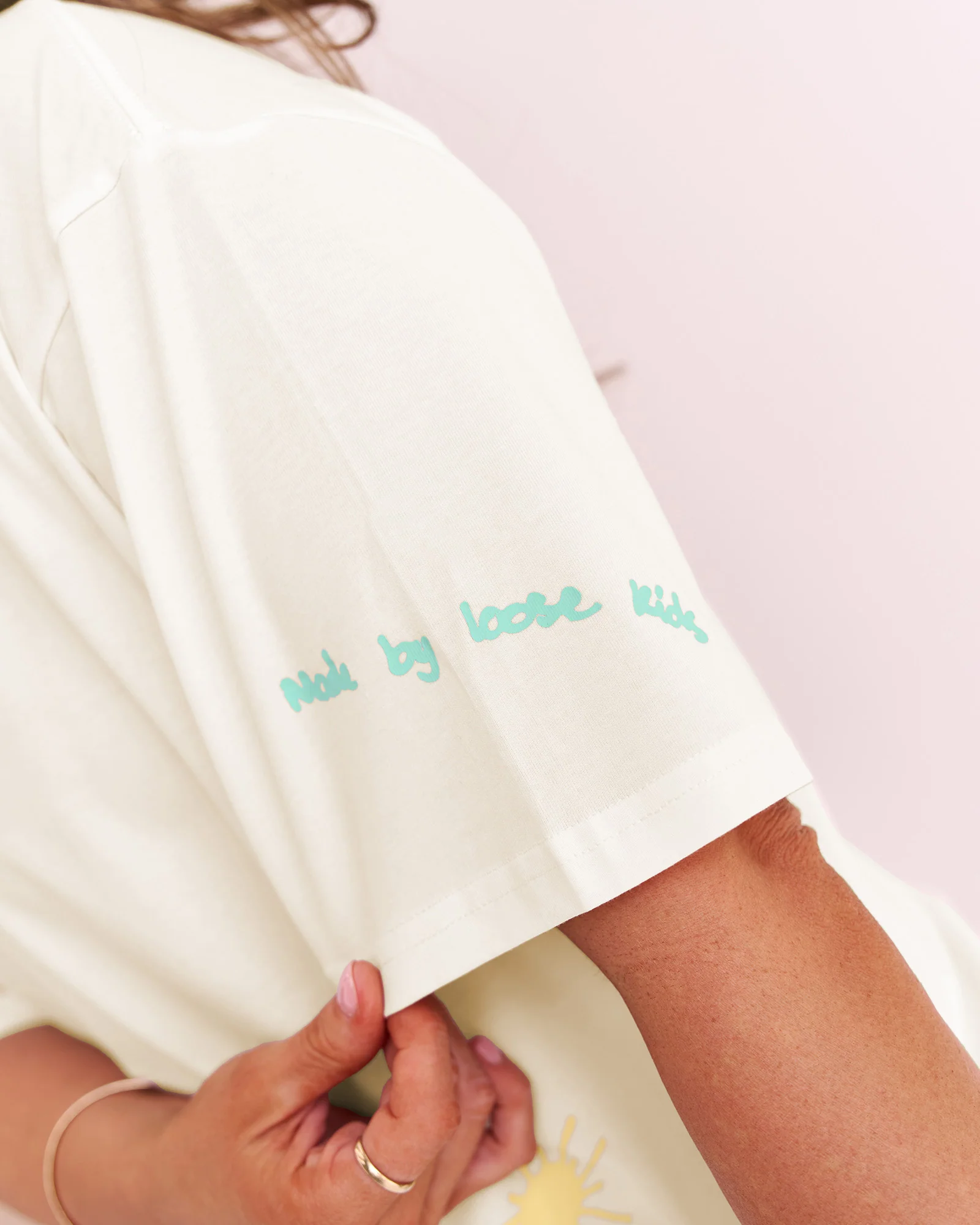 481-mother-s-day-flxcotton-oversize-tee-off-white-10.webp Mother's Day FLXCotton Oversize Tee - Off White
