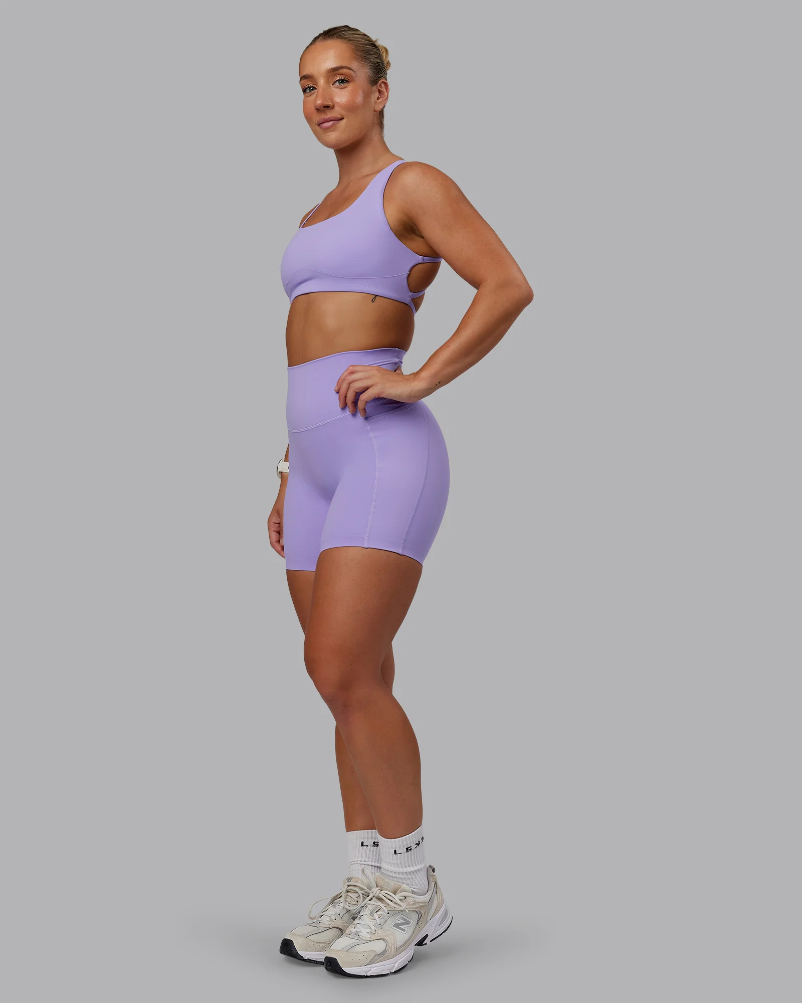 4810-aspire-sports-bra-violet-ray-3.webp Aspire Sports Bra - Violet Ray