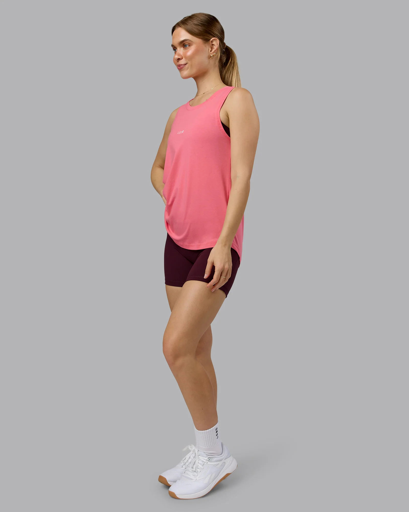 4828-go-to-flxcotton-longline-tank-pink-lemonade-white-2.webp Go-To FLXCotton Longline Tank - Pink Lemonade-White