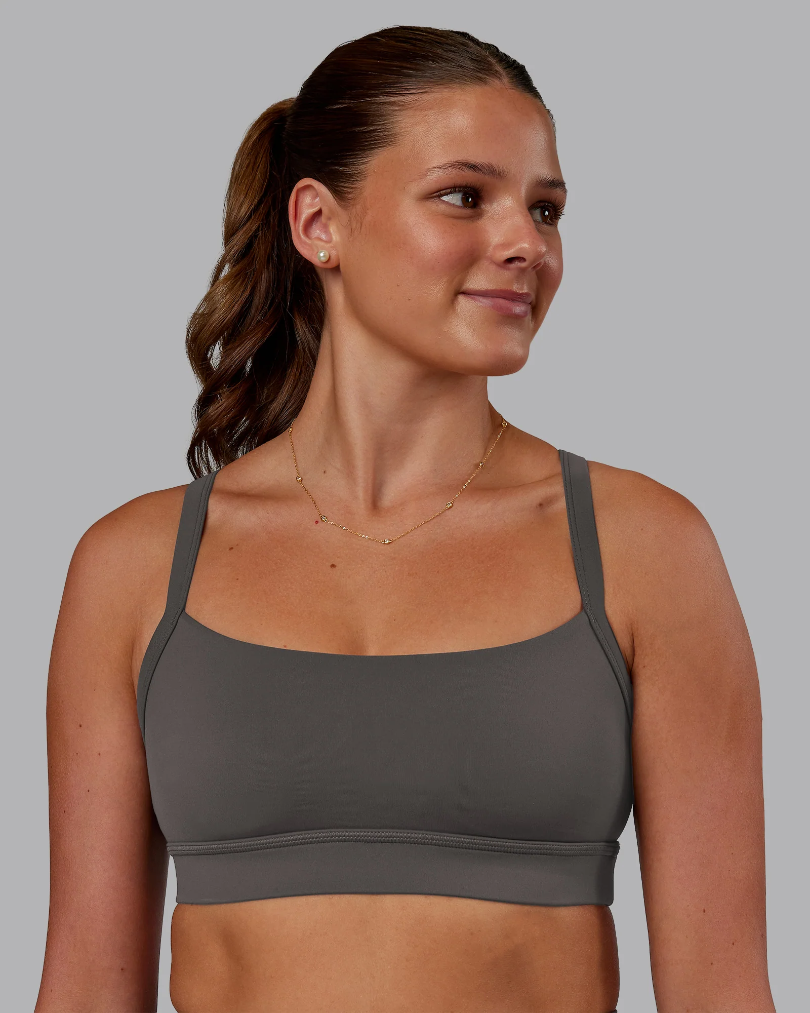 4864-momentum-sports-bra-dark-storm-1.webp Momentum Sports Bra - Dark Storm