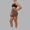 Elixir Ultra High-Rise 6" Short Pockets - Chocolate Martini