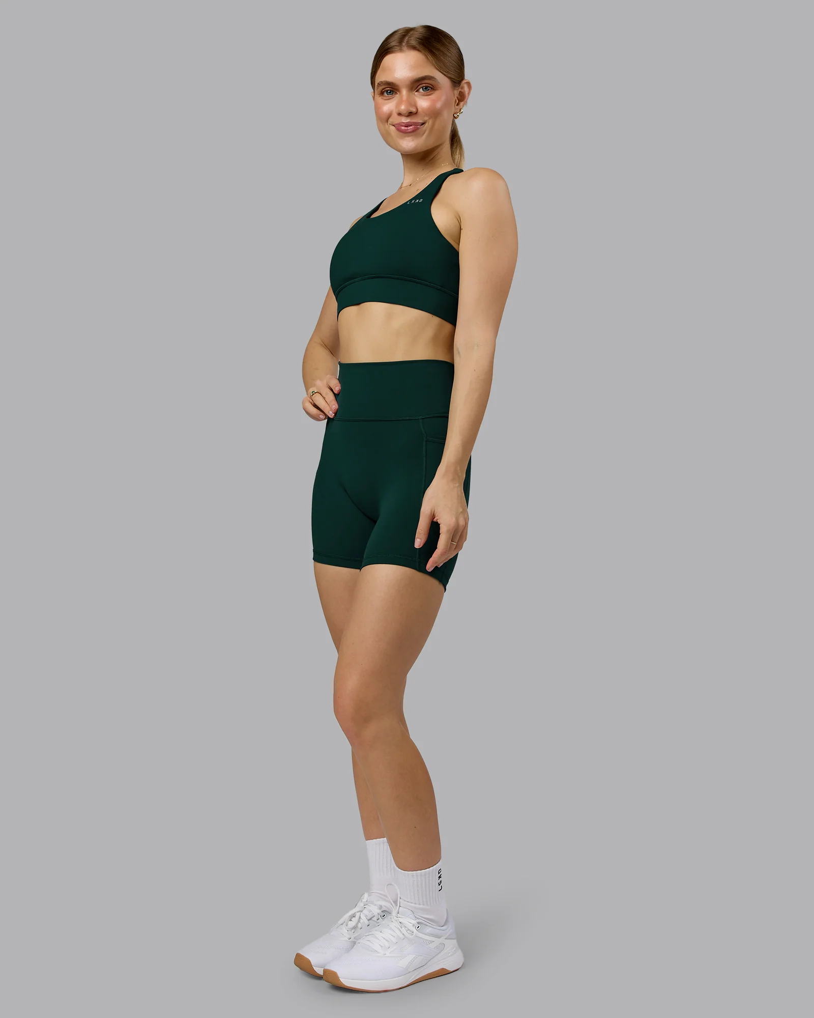4900-fusion-ultra-high-rise-6-short-pockets-dark-moss-2.webp Fusion Ultra High-Rise 6" Short Pockets - Dark Moss