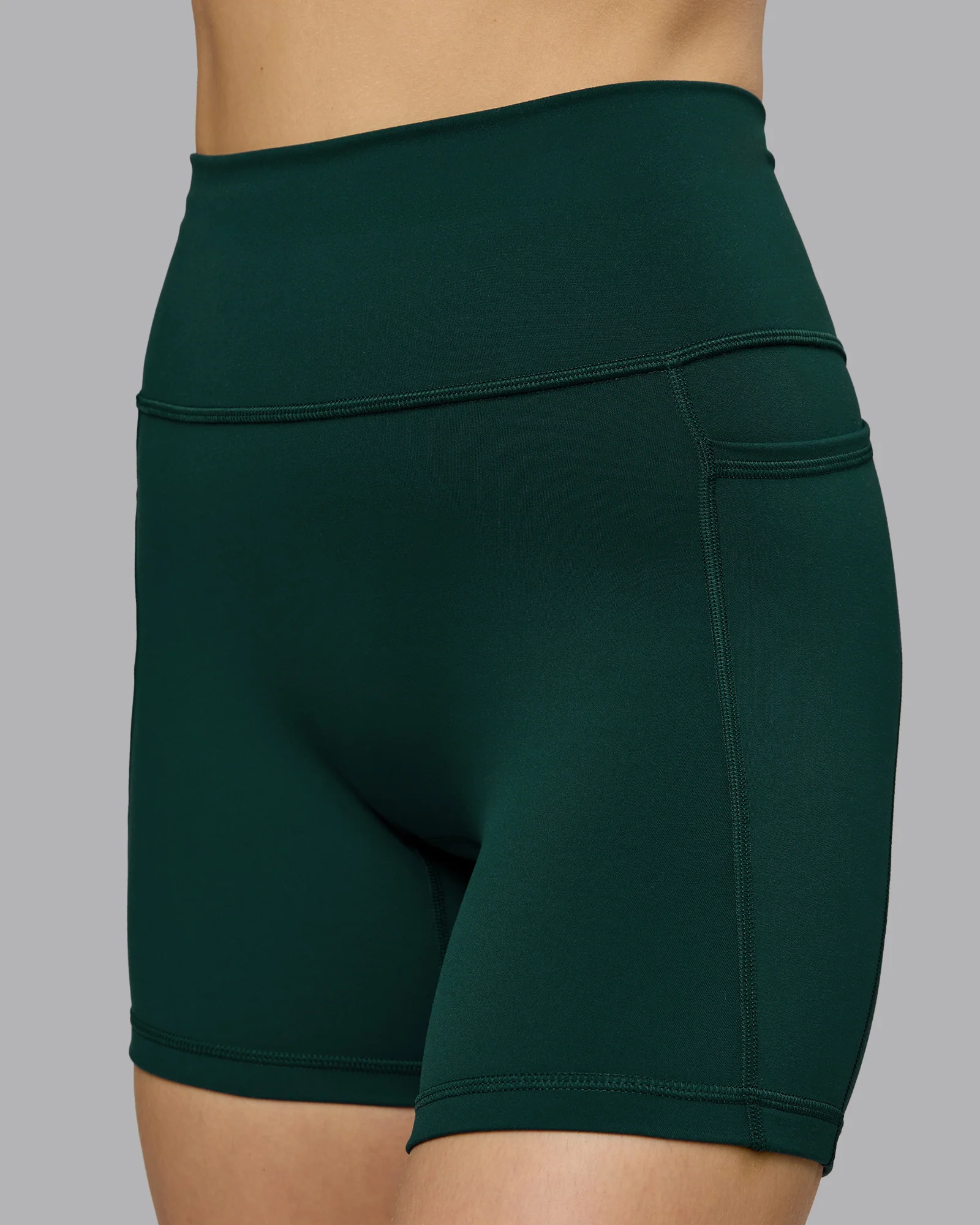 4900-fusion-ultra-high-rise-6-short-pockets-dark-moss-3.webp Fusion Ultra High-Rise 6" Short Pockets - Dark Moss