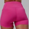 Fusion Ultra High-Rise 4" Short Pockets - Fuchsia Pink