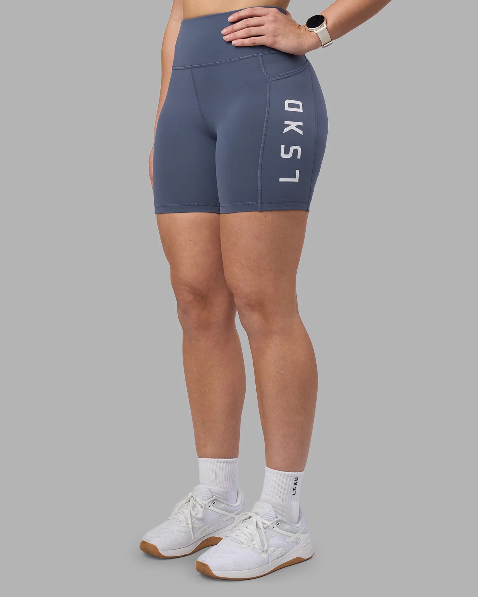 4971-rep-ultra-high-rise-6-short-pockets-night-shadow-white-3.webp Rep Ultra High-Rise 6" Short Pockets - Night Shadow-White