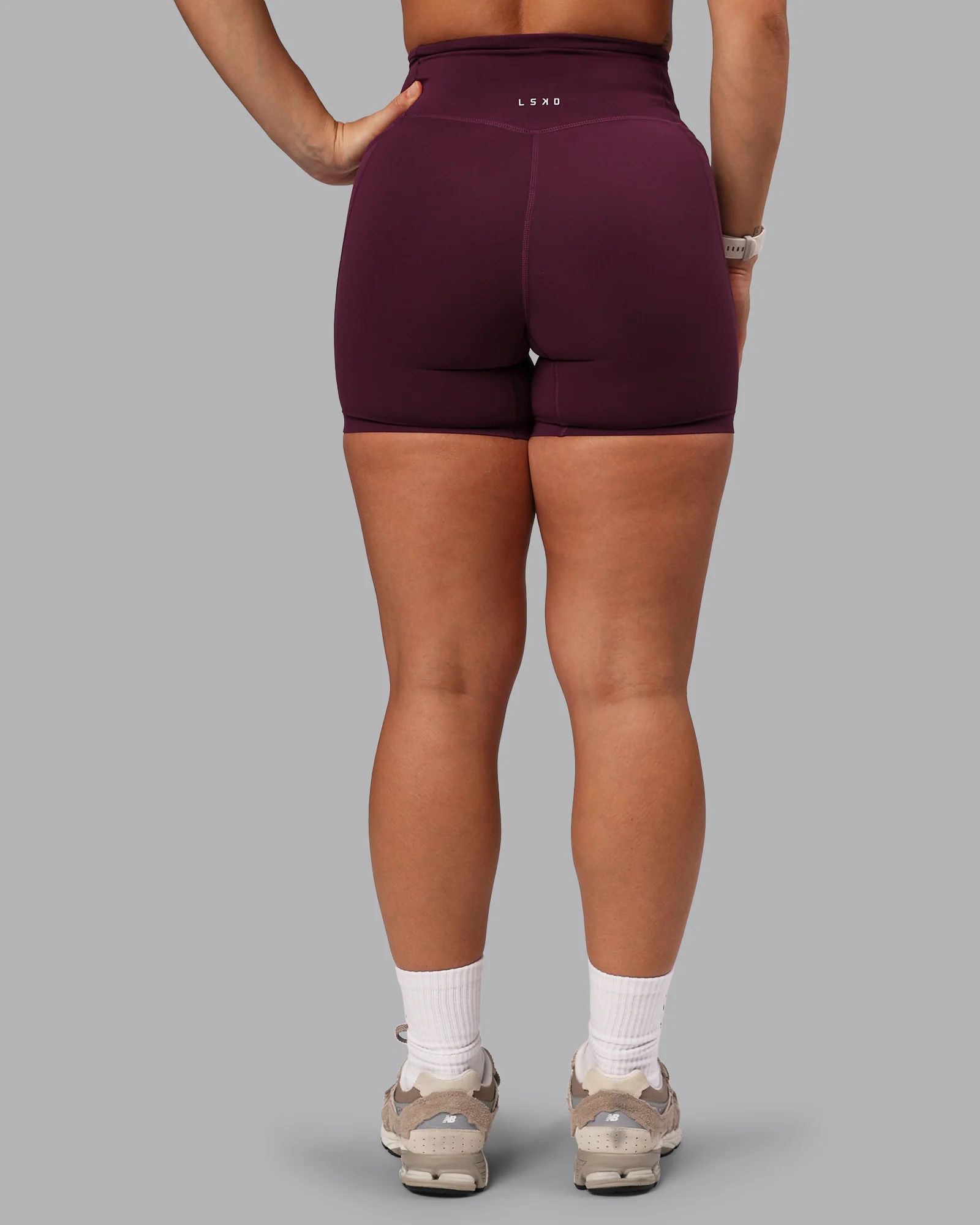 4997-elixir-ultra-high-rise-6-short-pockets-cherry-lacquer-4.webp Elixir Ultra High-Rise 6" Short Pockets - Cherry Lacquer