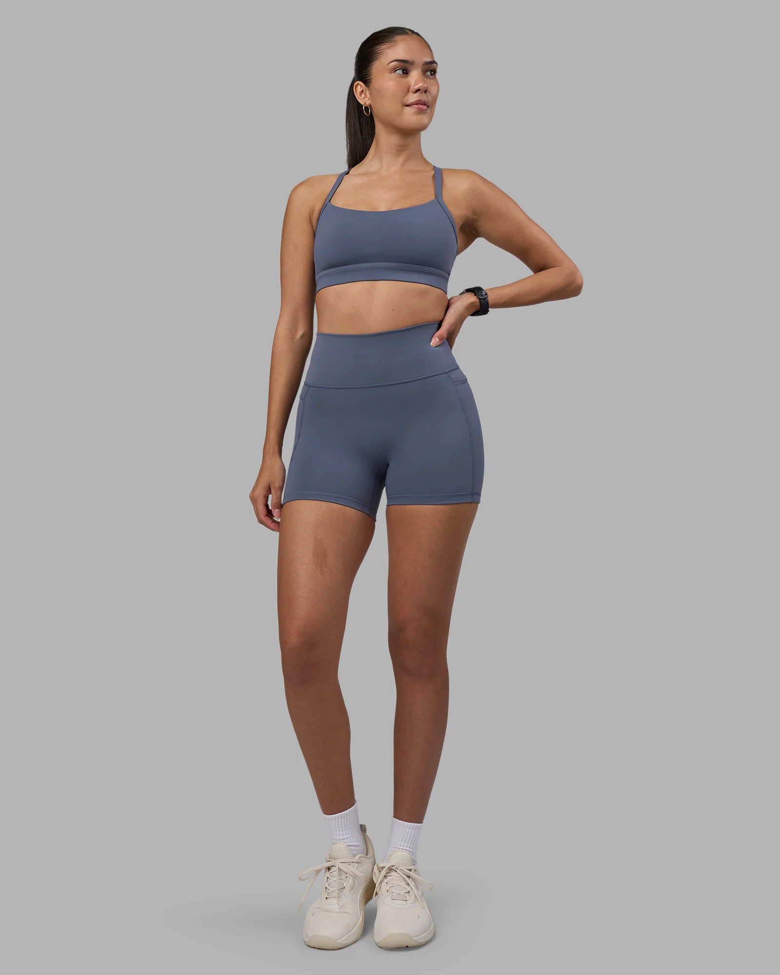 5015-fusion-ultra-high-rise-4-short-pockets-night-shadow-1.webp Fusion Ultra High-Rise 4" Short Pockets - Night Shadow