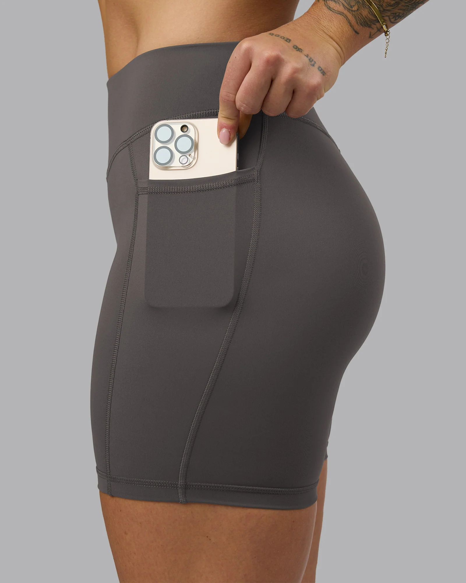 5024-elite-high-rise-6-short-pockets-dark-storm-1.webp Elite High-Rise 6" Short Pockets - Dark Storm