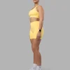 5042-fusion-ultra-high-rise-6-short-pockets-lemon-5.webp Fusion Ultra High-Rise 6" Short Pockets - Lemon