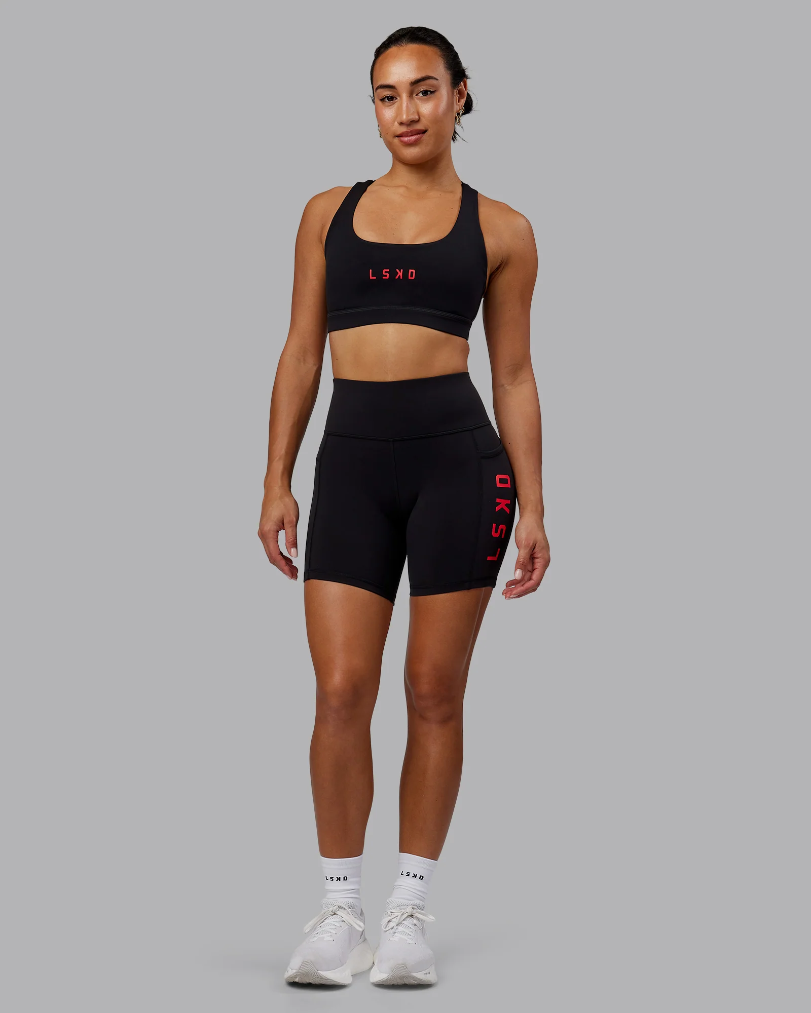 5114-rep-ultra-high-rise-6-short-pockets-black-scarlet-2.webp Rep Ultra High-Rise 6" Short Pockets - Black-Scarlet