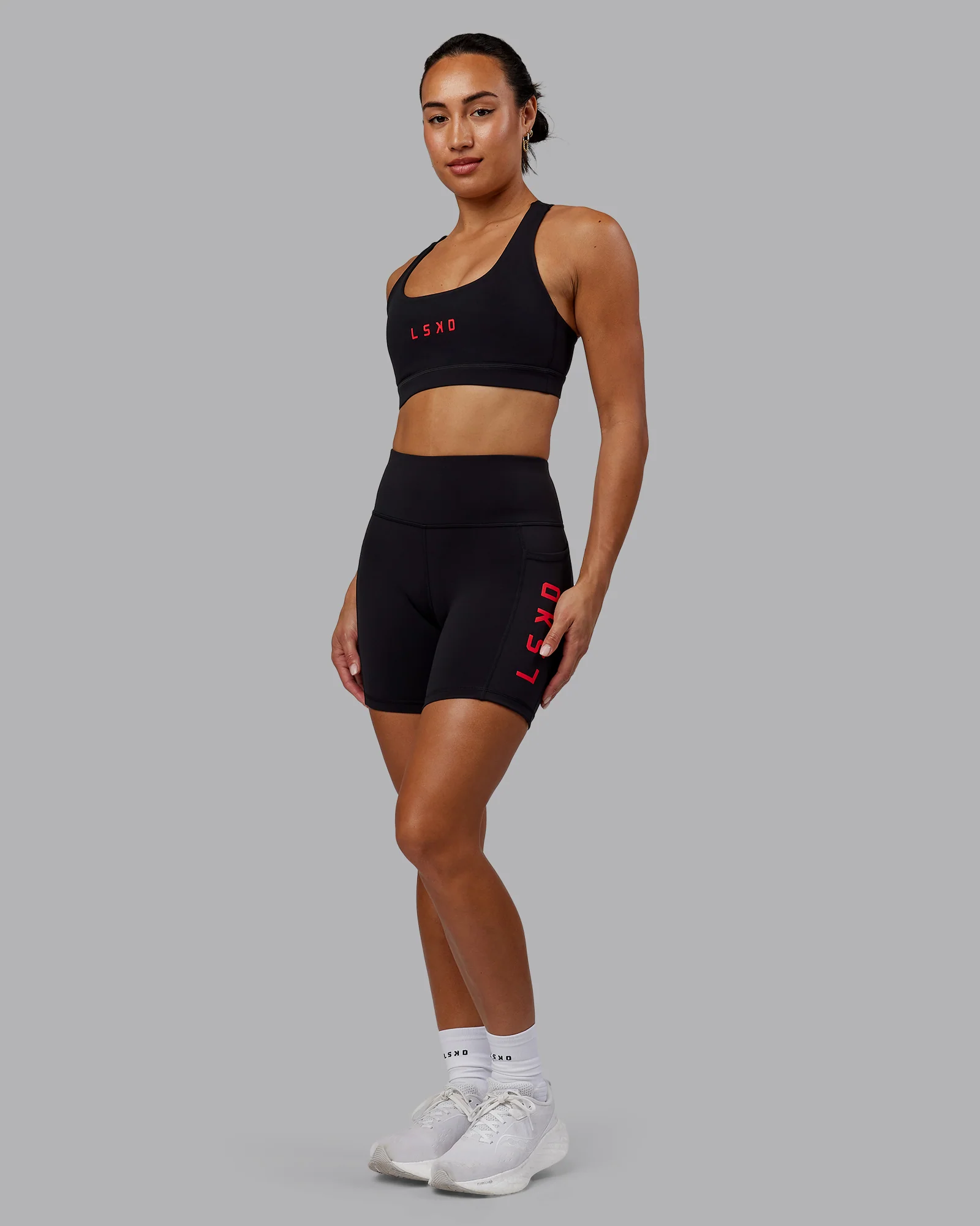 5114-rep-ultra-high-rise-6-short-pockets-black-scarlet-6.webp Rep Ultra High-Rise 6" Short Pockets - Black-Scarlet