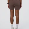 5149-fusion-ultra-high-rise-6-short-pockets-peppercorn-4.webp Fusion Ultra High-Rise 6" Short Pockets - Peppercorn