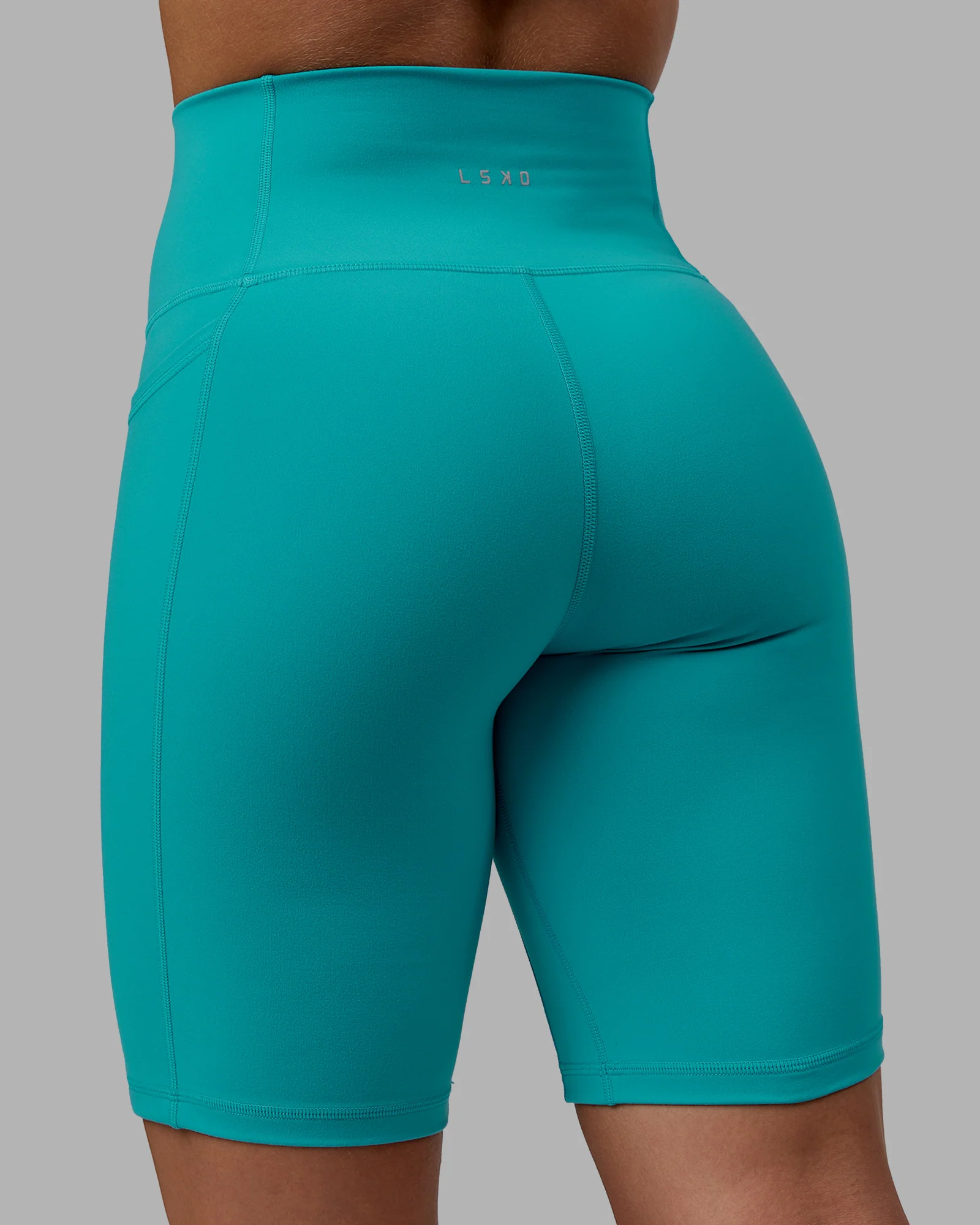 5186-fusion-ultra-high-rise-9-short-pockets-uplift-blue-7.webp Fusion Ultra High-Rise 9" Short Pockets - Uplift Blue