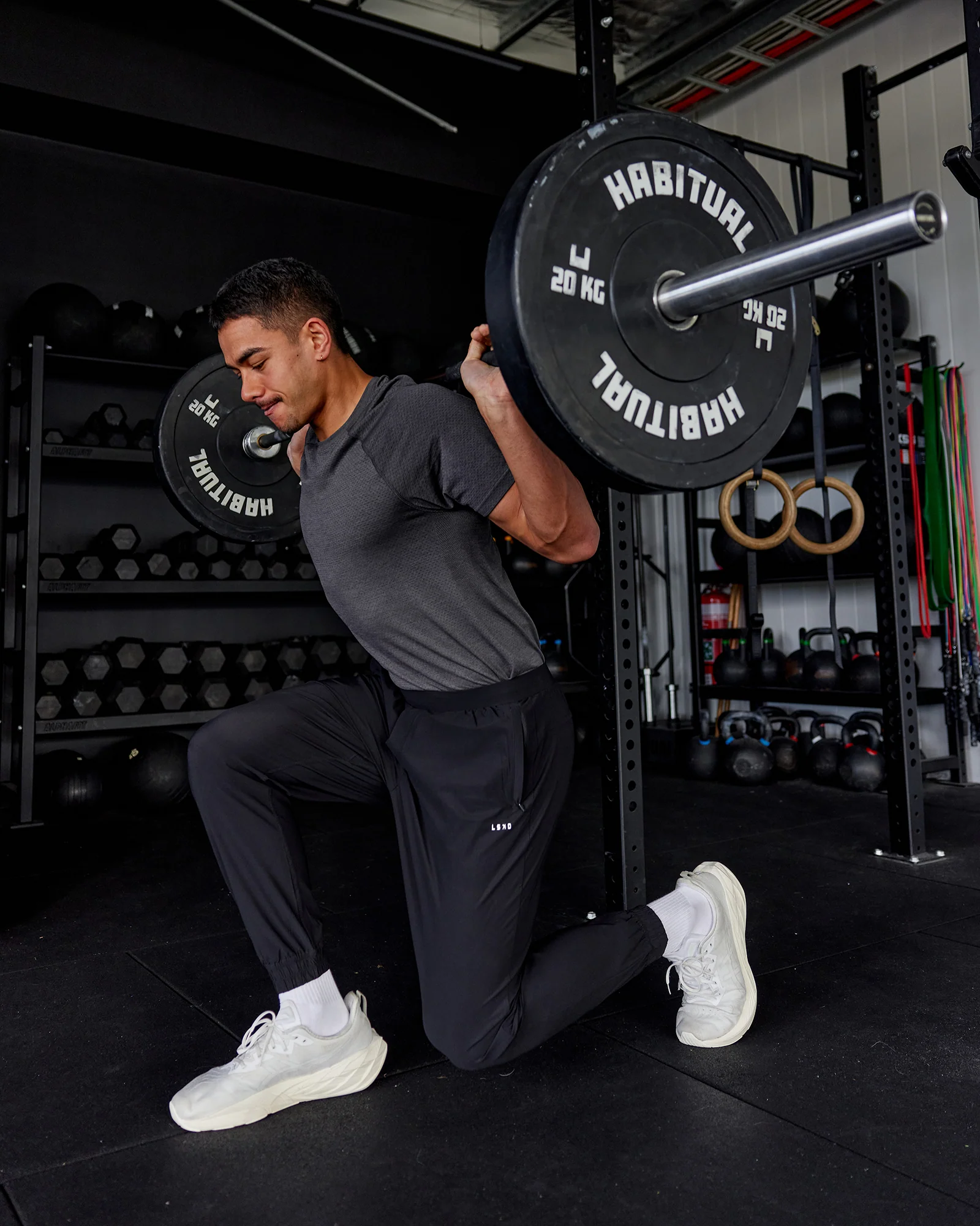 5204-aeroflx-seamless-tee-pirate-black-marl-1.webp AeroFLX+ Seamless Tee - Pirate Black Marl