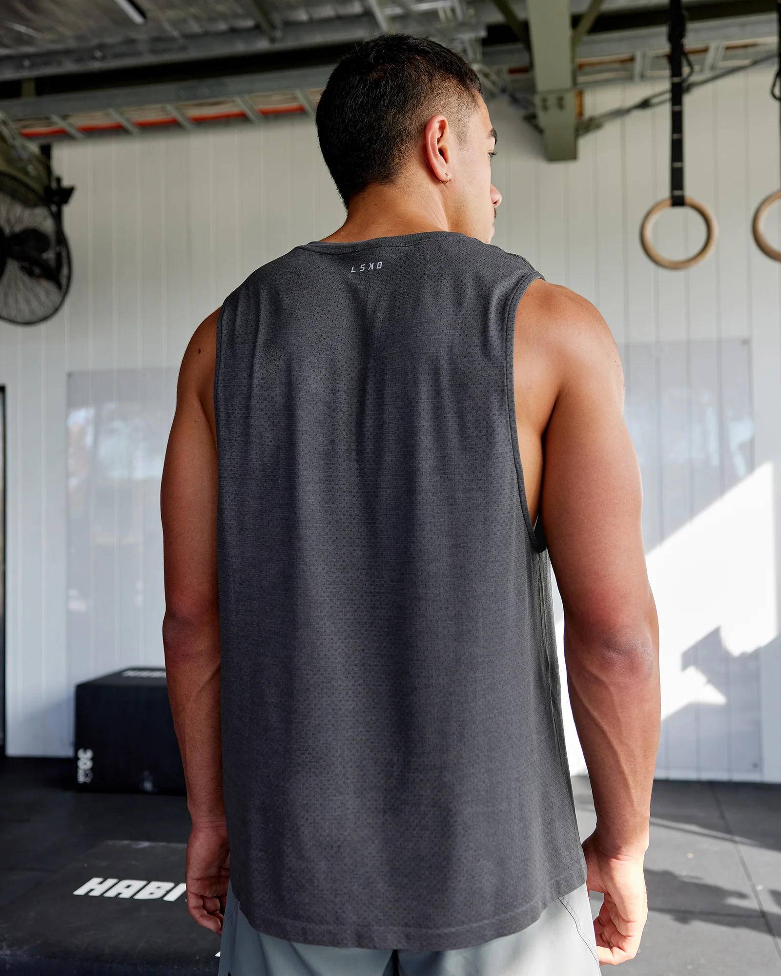 AeroFLX+ Seamless Muscle Tank - Pirate Black Marl