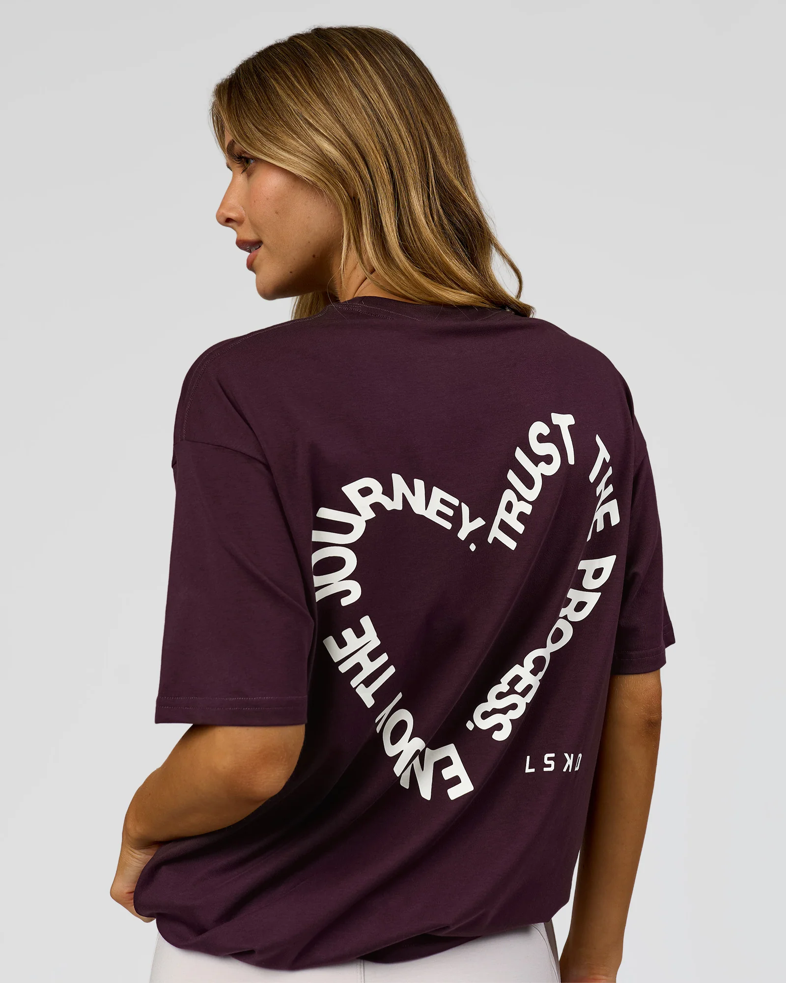 526-love-the-process-flxcotton-oversize-tee-midnight-plum-white-2.webp Love The Process FLXCotton Oversize Tee - Midnight Plum-White