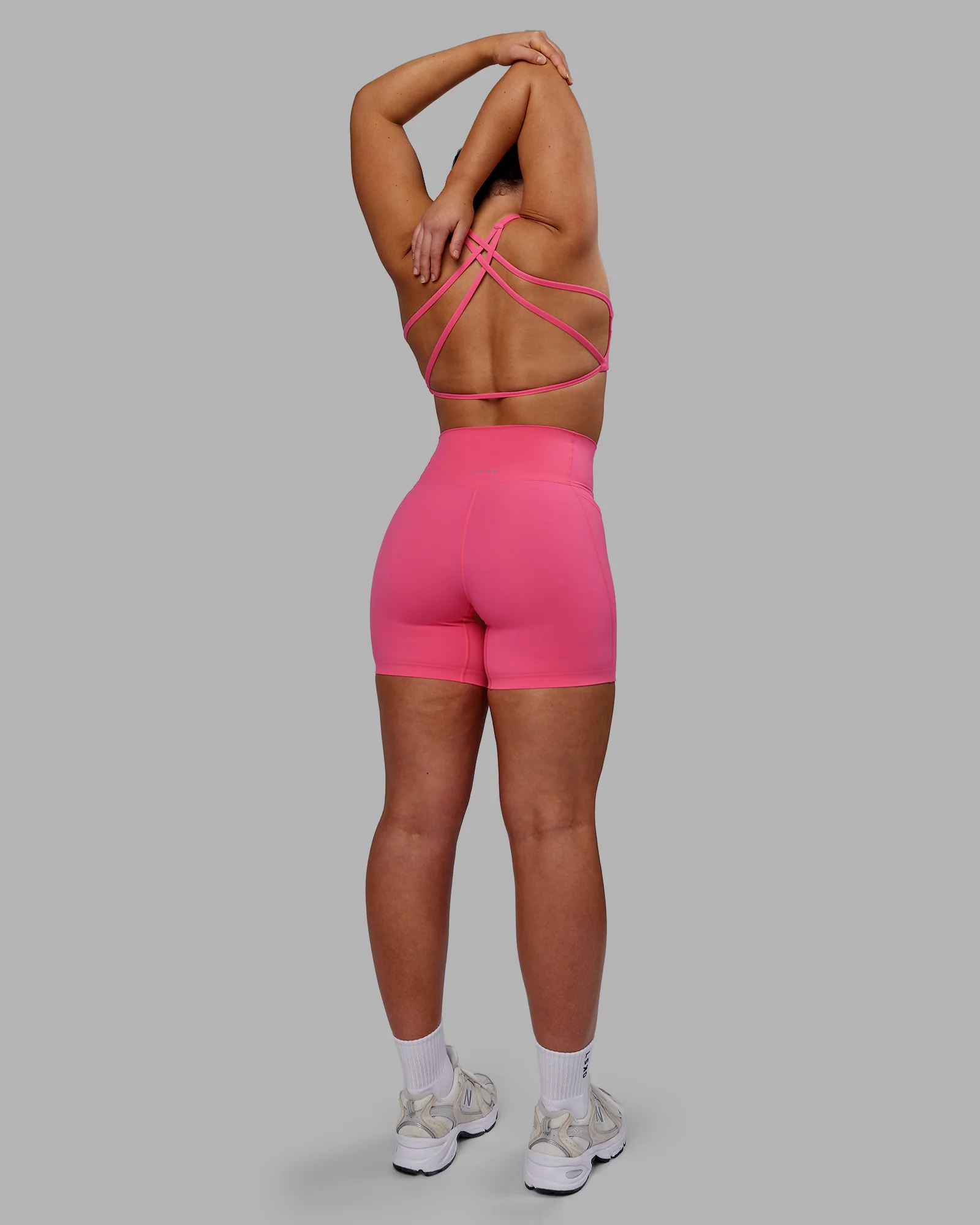 5358-elixir-ultra-high-rise-6-short-pockets-carmine-rose-8.webp Elixir Ultra High-Rise 6" Short Pockets - Carmine Rose