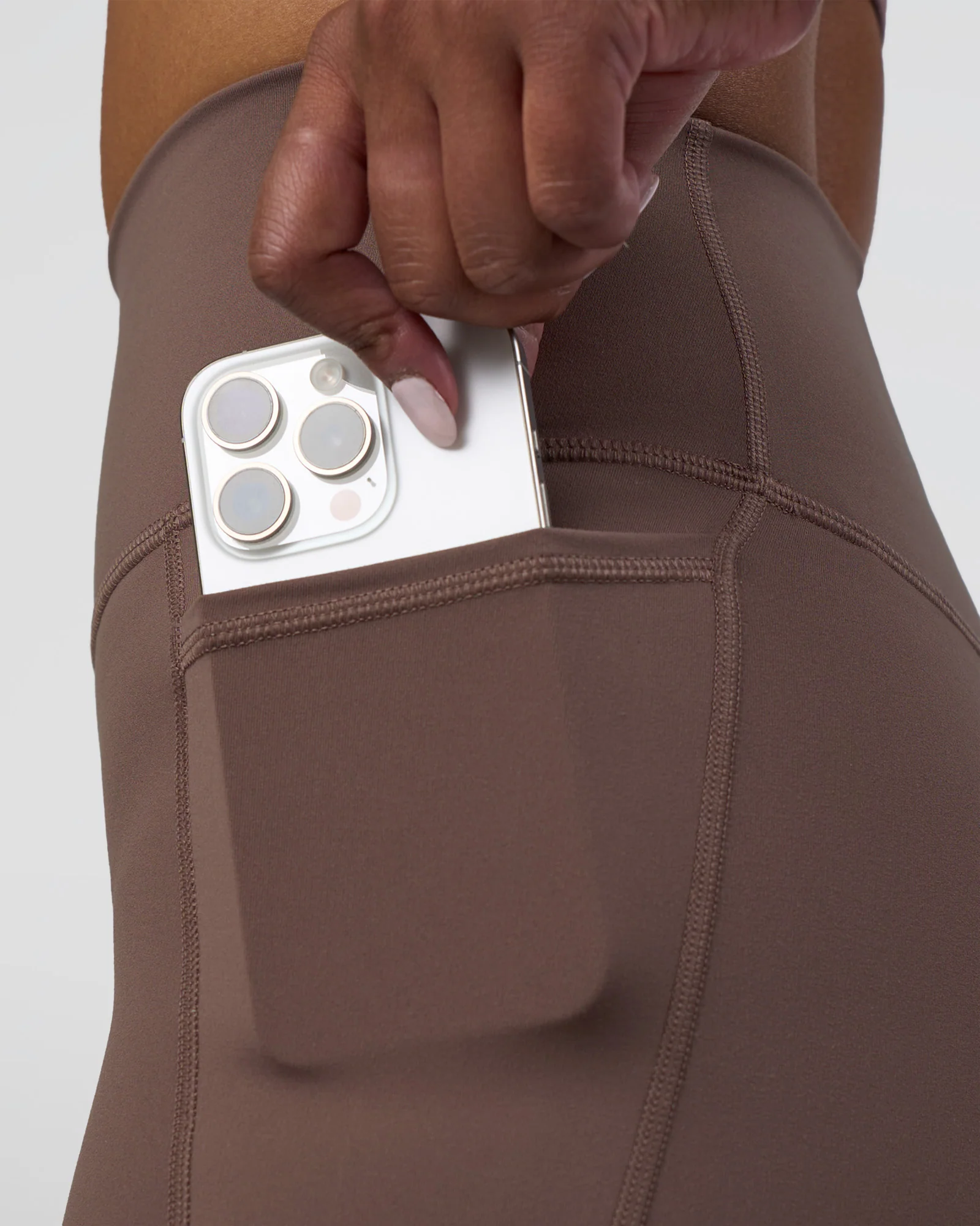 Fusion Ultra High-Rise 4" Short Pockets - Peppercorn