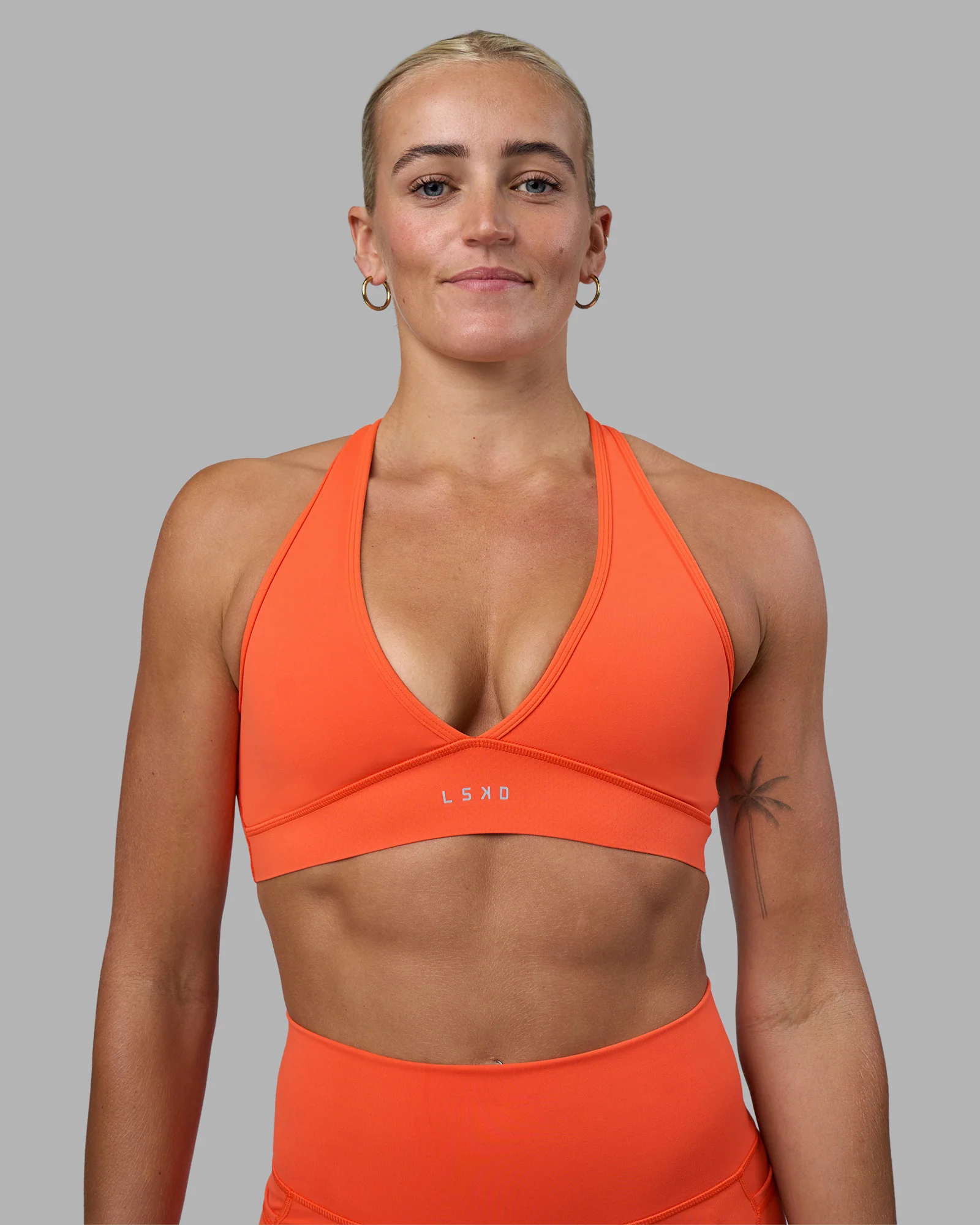 5412-stamina-sports-bra-ultra-orange-1.webp Stamina Sports Bra - Ultra Orange