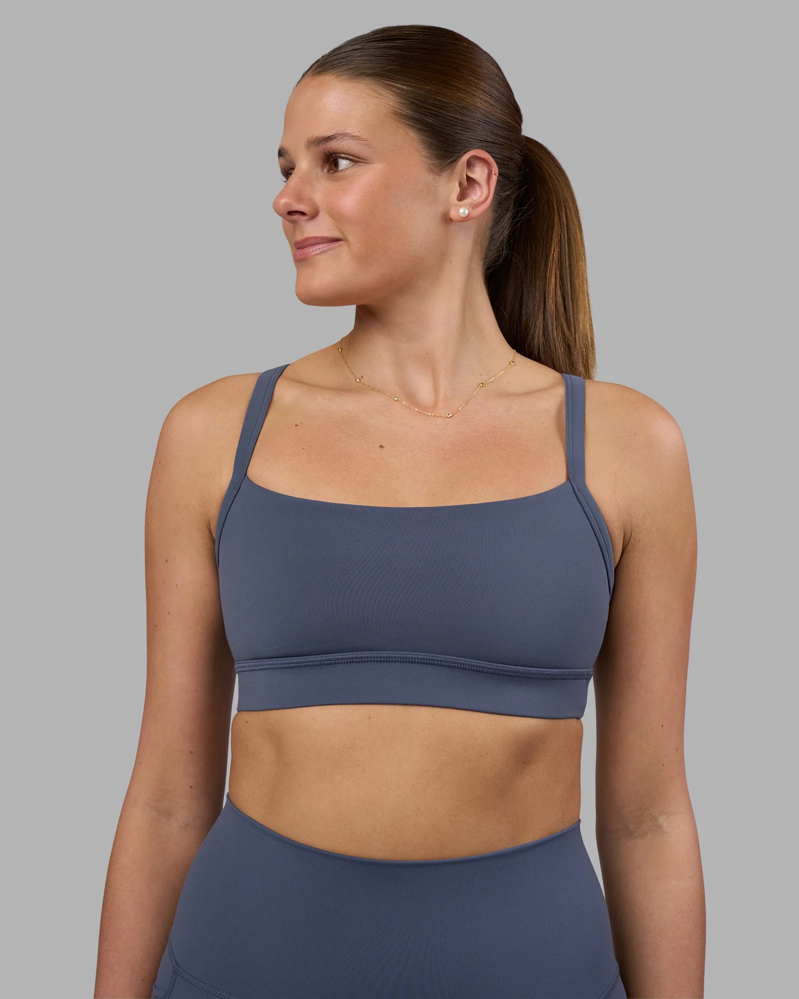 5466-momentum-sports-bra-night-shadow-1.webp Momentum Sports Bra - Night Shadow